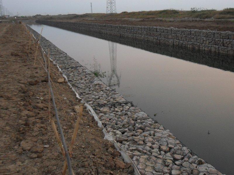 鐵絲石籠網(wǎng)